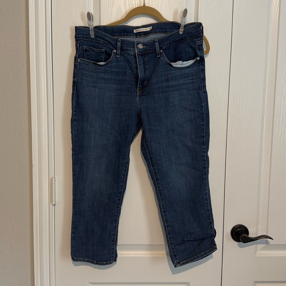 Women’s Levi’s 311 Shaping Skinny Capri